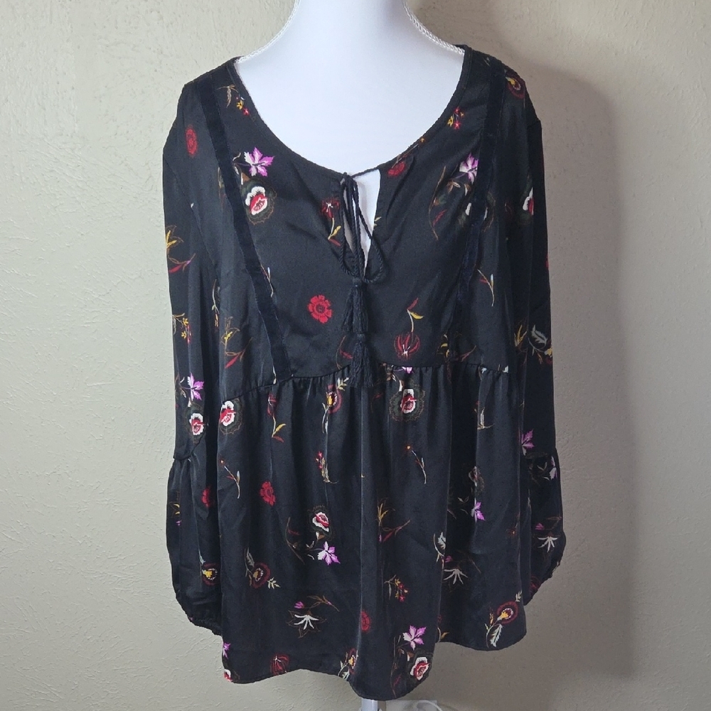 Old Navy Black Floral Silky Blouse, Barely Worn, Sz Large